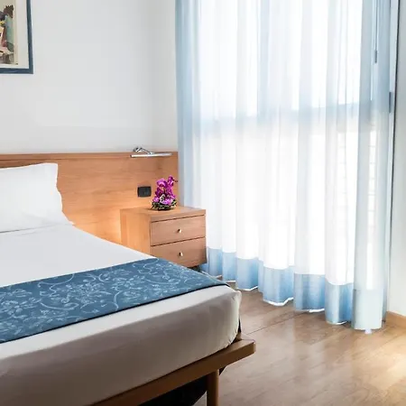 Aparthotel Esperya Lignano Sabbiadoro Room photo