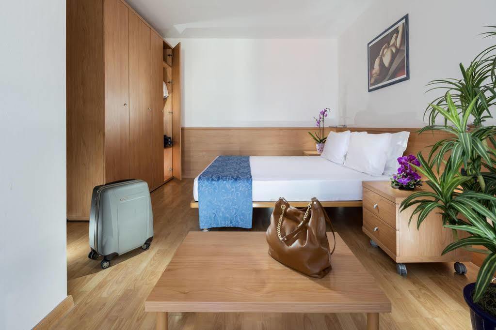 Aparthotel Esperya 3*